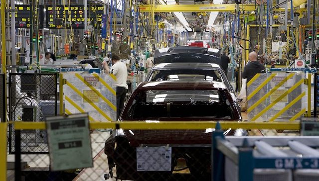 特朗普再抡贸易大棒 拟对进口车征收20%关税