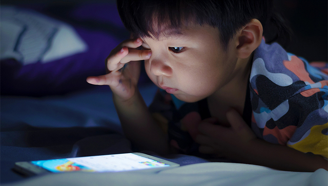 谷歌,WhatsApp,Snapstreak,手机信息,网络隐私权,网络行为,孩子家长,Snapch