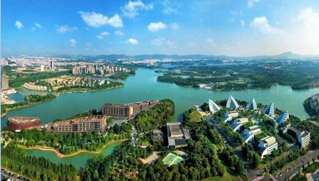 东莞R1/R3线贯穿松山湖，对接深圳——松湖碧桂园·天鉆