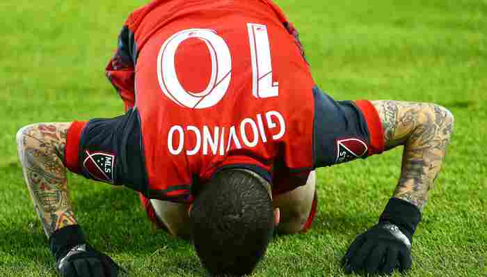 美国足球大联盟成“养老院” 那些过气球星过得好吗？