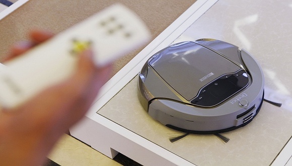 服务机器人,科沃斯,谷歌,GFK,Technavio,人机器人,人脸识别,新世代,家庭环境,擦窗机器