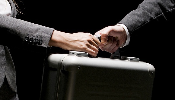 宁波中百董事长回应被收购 青岛法院没有拍卖冻结股权计划