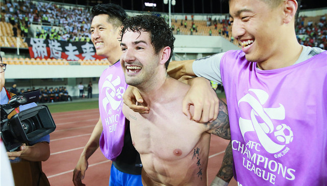 【体育早报】亚冠内战权健淘汰恒大 中国女排胜多米尼加获开门红