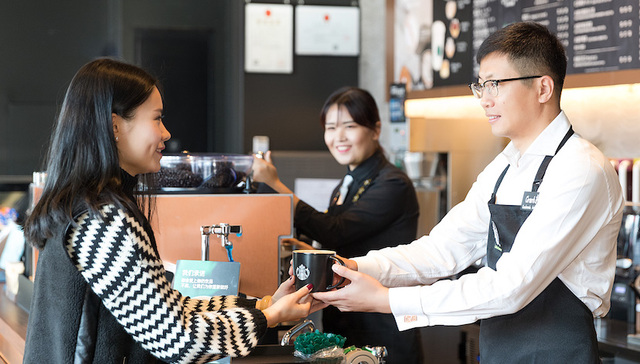 星巴克：在不久的将来，我们可能在中国会开通外卖服务