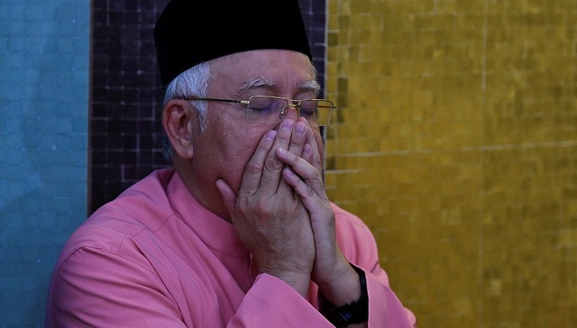 【天下头条】警方搜查纳吉布住所寻找腐败证据 小特朗普不记得与父亲讨论过俄问题