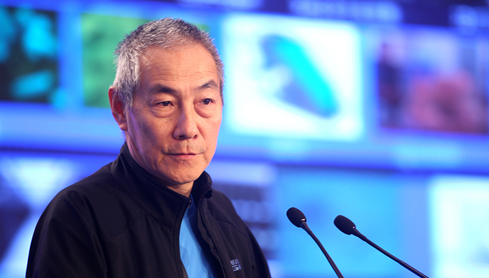 汪建,1950年,1980年,1986年,底浆,摩拜,乐视,濒危树种,新湖农场,Facebook