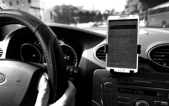 滴滴出行,专车赛道