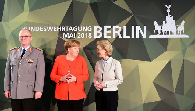 德军装备捉襟见肘 默克尔呼吁提高国防开支