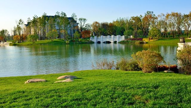 孔雀城十五载：一部宜居住区引领者的幸福升级简史