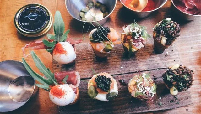 朋友第一次来北上广，带 TA 去哪儿好吃还不丢面儿？