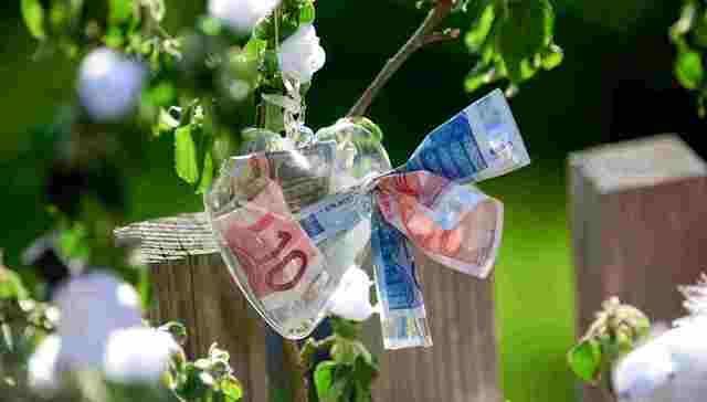 从去杠杆到稳杠杆：货币政策松紧猜想