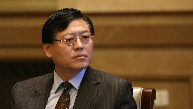 杨元庆,投票,联想集团,改变世界,自嘲,朋友圈,卖国,支持国产,观察者网,国产操作系统