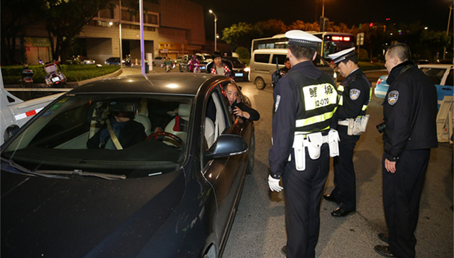 酒驾,公安部交管局,公安部交通管理局,夜查,交管部门,涉毒,事故案例,暴力抗法,法治教育,球迷