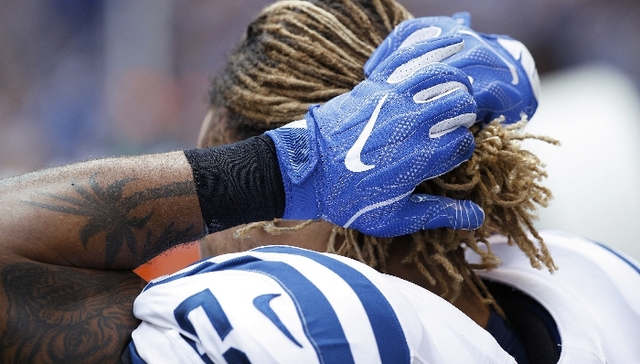 印有Swoosh标志的真品球衣 怎么就不是耐克的产品？