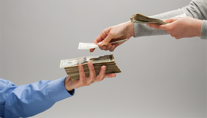 单位,津补贴,违规发放,隐蔽