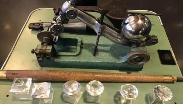 荷兰艺旅 I 去博物馆确认眼神