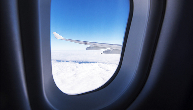 首都航空回应杭州飞芽庄航班因故障返航：舷窗出现裂纹