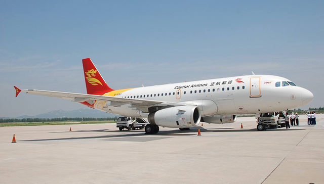 飞机驾驶舱,气动载荷,Nordam,ITO薄膜,飞机座舱,飞机返航,飞机设计,玻璃材质,飞机飞行,乘