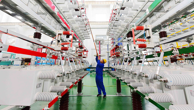 【界面晚报】物美创始人张文中再审改判无罪 中国制造PMI创8个月新高