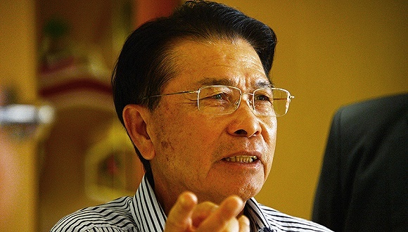 美的地产；何享健；何剑峰