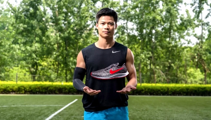 苏炳添：调整角度 跑到飞