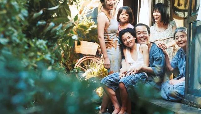 小偷家族,是枝裕和,细野晴臣,YMO,戛纳国际电影节,无人知晓,获奖,奇迹,如父如子,戛纳电影节