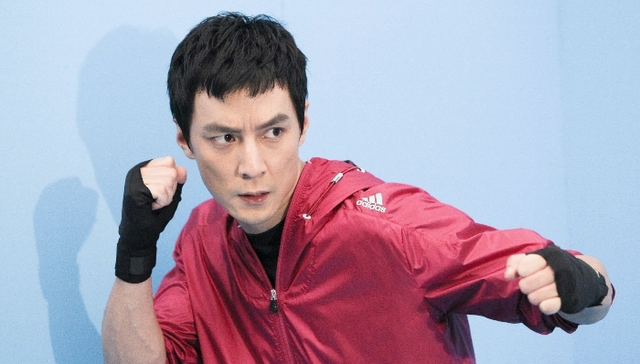 抢占国内冰雪市场 安踏为迪桑特选择了吴彦祖