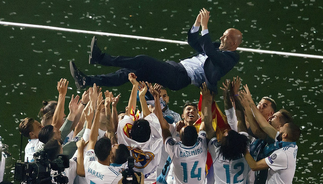 全球足坛谁最花钱：中超三队进前十 上港净投入达皇马12倍