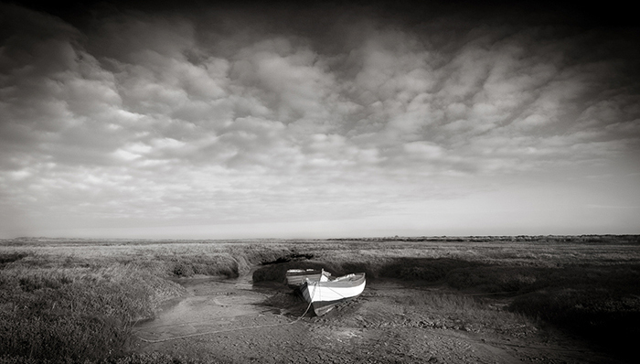 奥瑞德，借壳上市，危机，债务，股权质押平仓