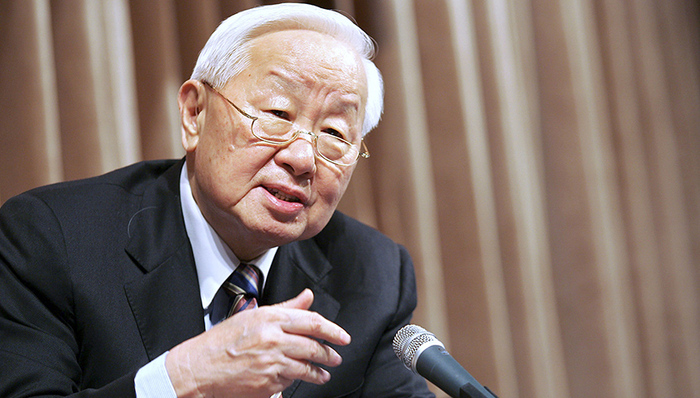 商友会,1986年,CIDM,台积电,德州仪器,朋友圈,代工,基尔比,商业人物,长按