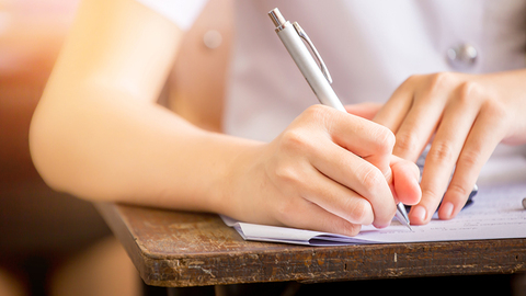 2018年全国各地高考作文题目出炉 你觉得哪个最难?