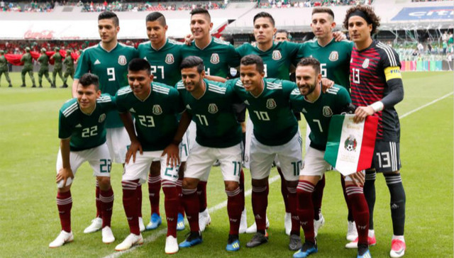 世界杯前夕墨西哥队曝丑闻：8名球员招30妓女开派对