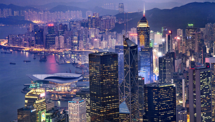 新世界单盘首发58亿创纪录 香港楼市还在涨