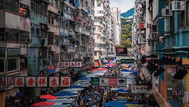 香港旺角暴乱案宣判：3名被告获刑7年至3年半