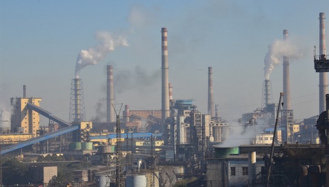 安阳钢铁负债高企存风险