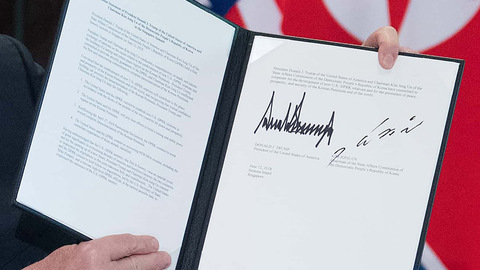 美朝联合公报：建立全新朝美关系 致力于半岛全面无核化