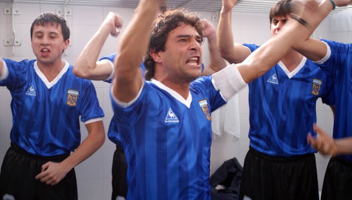 库斯图里卡遇到马拉多纳，名导眼中的足球明星什么样？