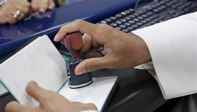 国家移民管理局,出入境,排队,30分钟,大型口岸