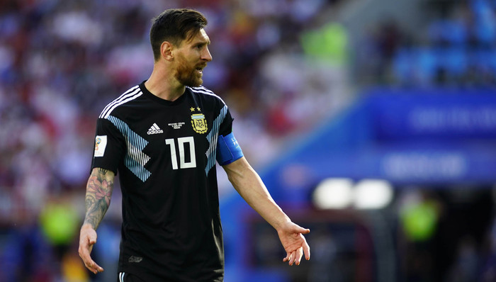 丢点球,梅西,球员通道,阿根廷前锋,主罚点球,type,desc,下场,微笑面对,赢球