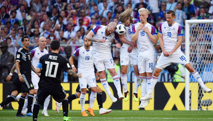 【体育晚报】克罗地亚前锋将被开除 冰岛业余球员出战世界杯系谣传