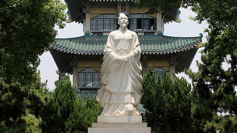 习近平时间 | 用屈原精神“塑心”“立行”