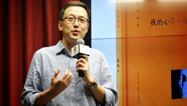 台上是新闻“名嘴”，台下是公益达人