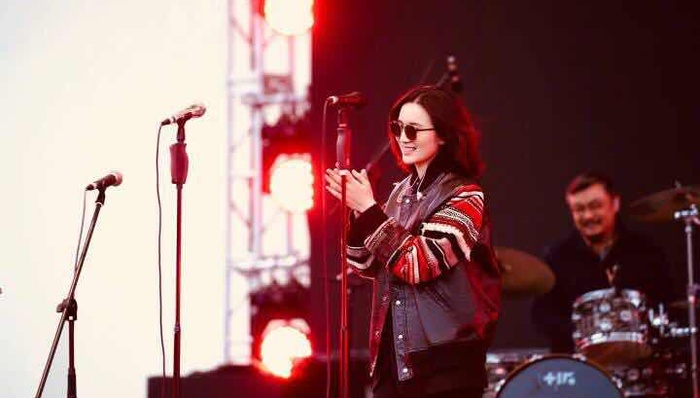 【专访】宋佳：女演员艺术生命这么短暂 我不想混自己