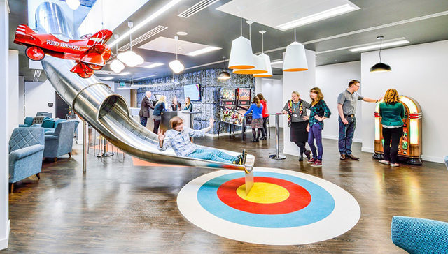 对这届年轻人来说，“生活”在办公空间，才是向往的生活