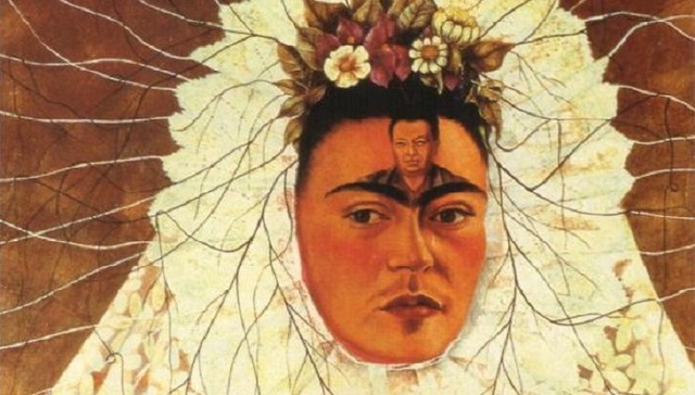 弗里达·卡罗的诞生：艺术家是如何给自己设计造型的？