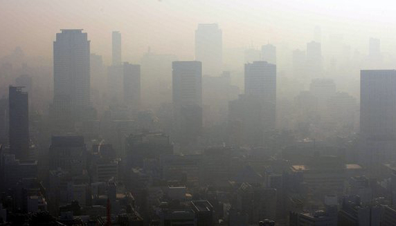 从污染天堂到环保奇迹：日本的天空是如何变蓝的？