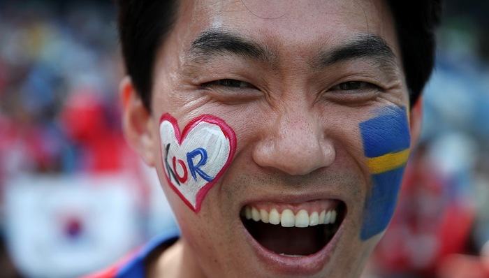 球迷,青瓦台,主裁判,朝鲜日报,瑞典队,进球,宜家,请愿,萨尔瓦多,喷口