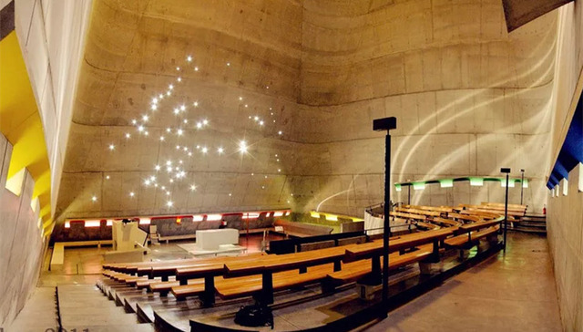 历时46年，世界最美星空教堂完工，柯布西耶的心愿终于完成了！