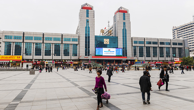 拥有大量棚改的郑州  在抢人大战中被忽略