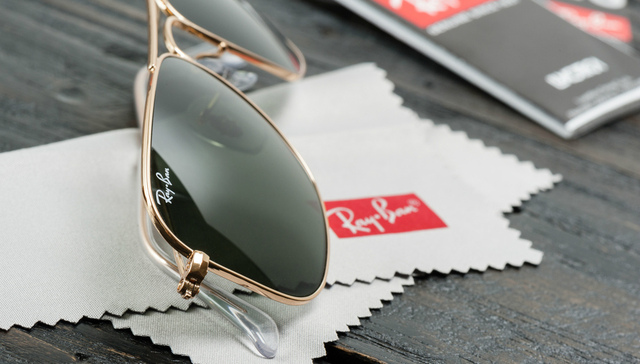 快看|Luxottic收购太阳眼镜制造商Barberini